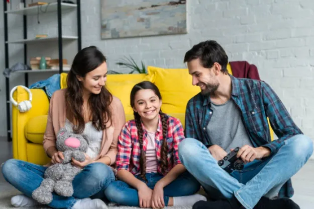 Pagalba šeimoms: socialinės išmokos ir paramos galimybės